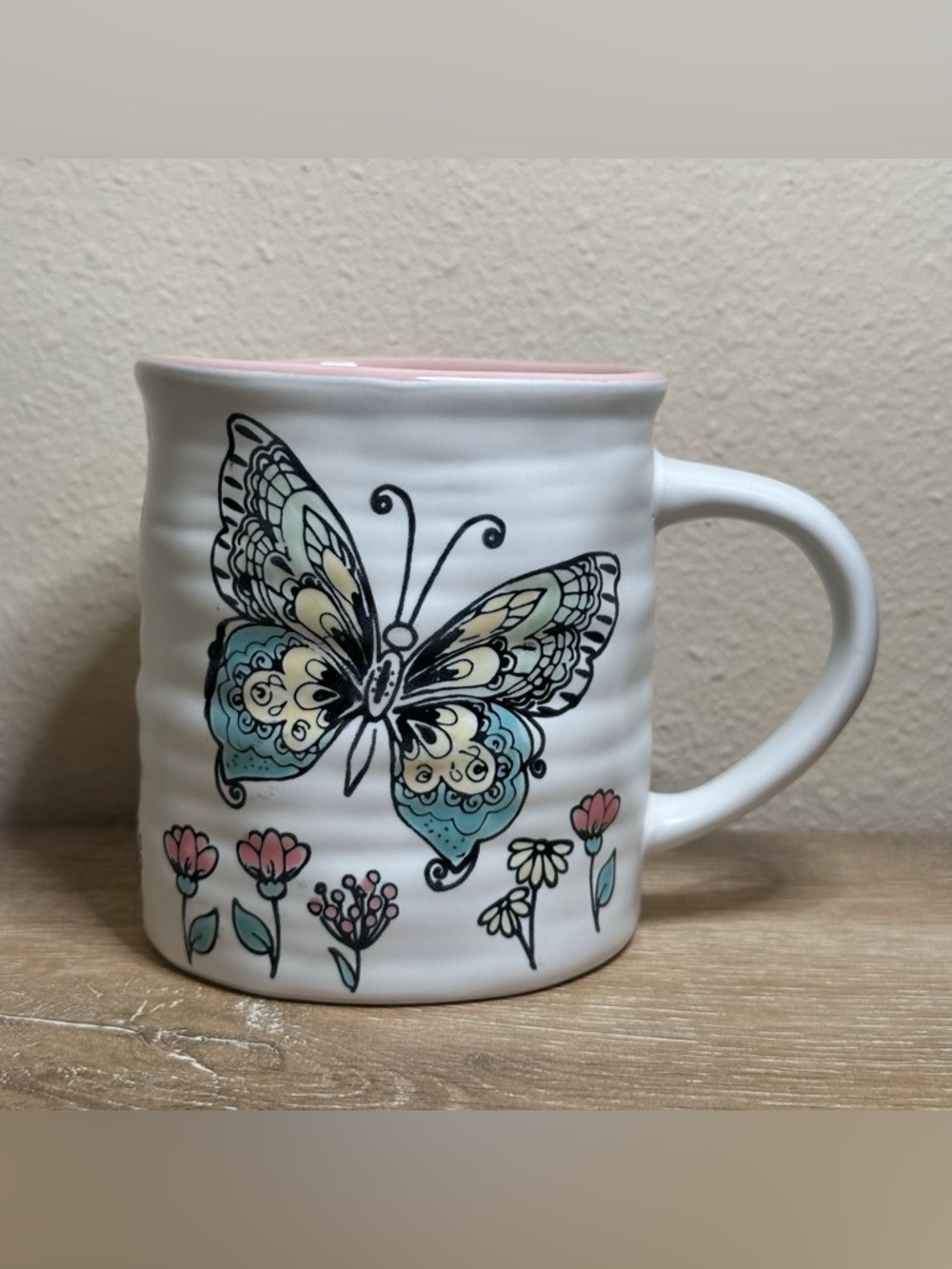 Spectrum Designz Mug PINK HUMMINGBIRD BUTTERFLY Flower Peach Color Inside 17oz.